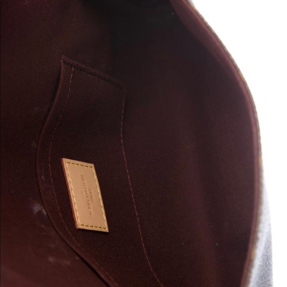 Louis Vuitton Monogram Favorite PM with strap - Picture 4 of 10